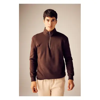 DEFACTO Comfort Fit Zippered Stand Collar Basic Sweatshirt