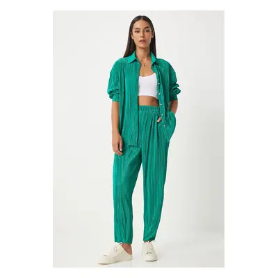 Happiness İstanbul Women's Green Stylish Button-Pleated Shirt and Trousers Suit