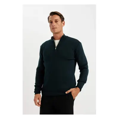 DEFACTO Standard Fit Stand Collar Zipper Sweater