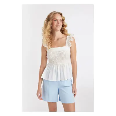 DEFACTO Fitted Square Neck White Crinkle Fabric Sleeveless Blouse