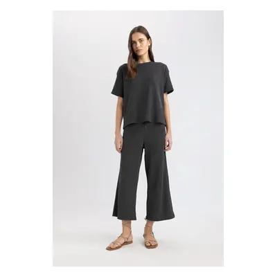 DEFACTO Wide Leg Normal Waist Straight Leg Midi Crepe Trousers