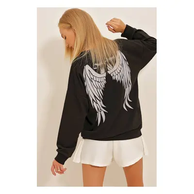 Trend Alaçatı Stili Women's Black Crew Neck Front And Back Wing Printed Oversize Sweatshirt