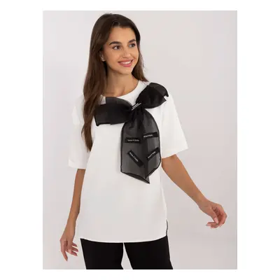 Ecru-black short-sleeved formal blouse