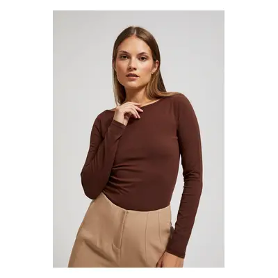 Fitted blouse with long sleeves