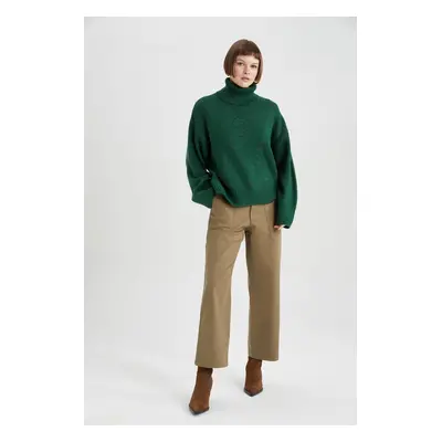 DEFACTO Straight Fit Pocket High Waist Straight Leg Gabardine Trousers