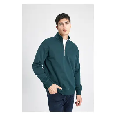 DEFACTO Comfort Fit Zippered Stand Collar Basic Sweatshirt