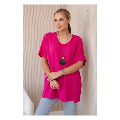 Oversized blouse with fuchsia-colored pendant