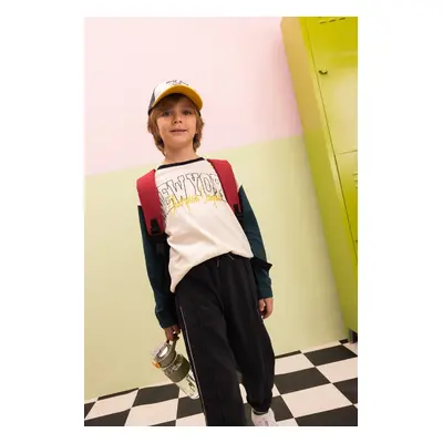 DEFACTO Boy's Oversize Fit Crew Neck Long Sleeve T-Shirt