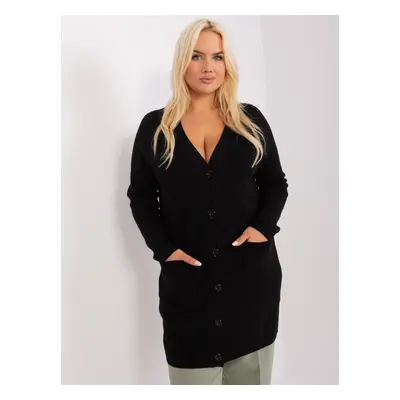 Black plus size sweater with pockets