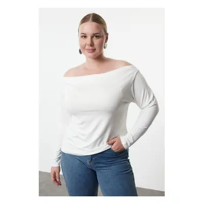 Trendyol Curve Ecru Carmen Collar Knitted Blouse