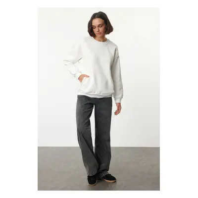 Trendyol Ecru Oversize/Wide Fit Pocketed Thick Crew Neck Knitted Sweatshirt