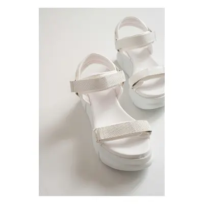 LuviShoes Women's White Sandals