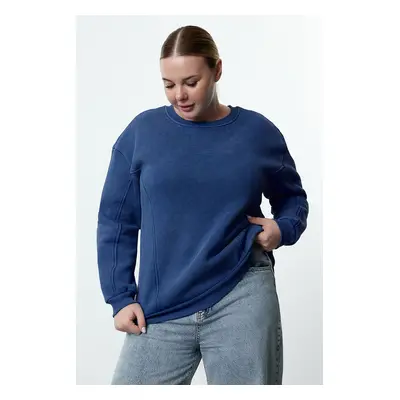 Trendyol Curve Blue Fleece Inside Crew Neck Knitted Plus Size Sweatshirt