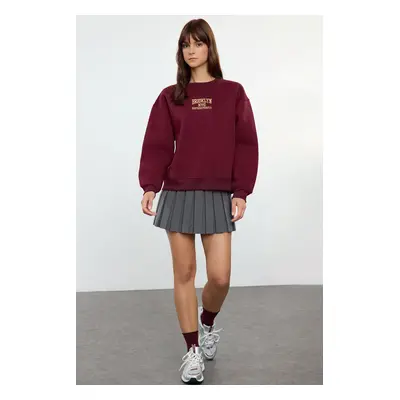 Trendyol Claret Red Thick Polar Fleece Inside Slogan Printed Knitted Sweatshirt