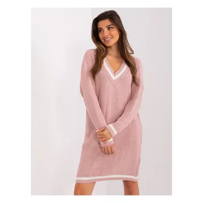 Light pink loose knitted dress