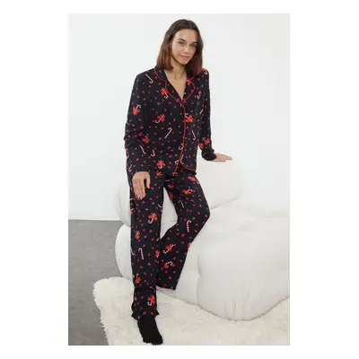 Trendyol Black-Multicolored Heart-shaped New Year's Themed Piping Detailed Woven Pajama Set