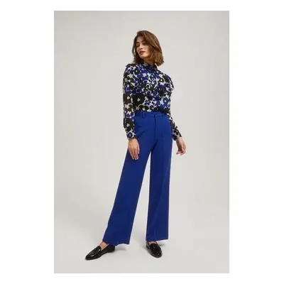 Trousers with wide legs