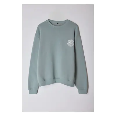 Trendyol Mint Oversize/Wide Cut Floral Embroidered Fleece Lined Cotton Sweatshirt