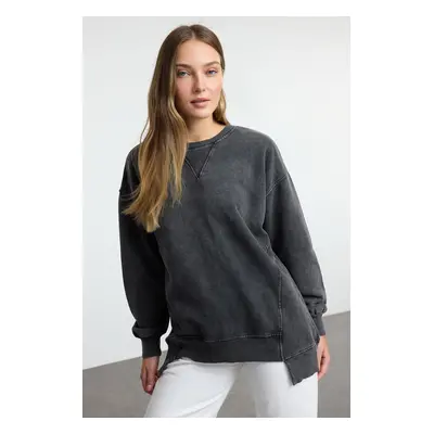 Trendyol Black Washed Hem Detailed Crew Neck Relaxed/Comfortable Fit Knitted Sweatshirt