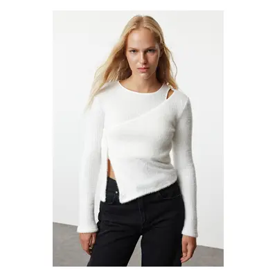 Trendyol Ecru Crop Furry Side Button Detail Knitwear Sweater