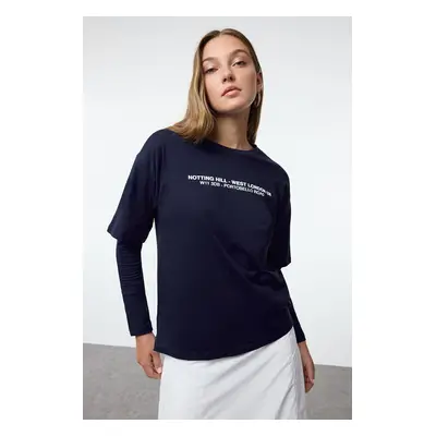 Trendyol Navy Blue Relaxed/Comfortable Pattern Slogan Embossed Printed Knitted T-Shirt