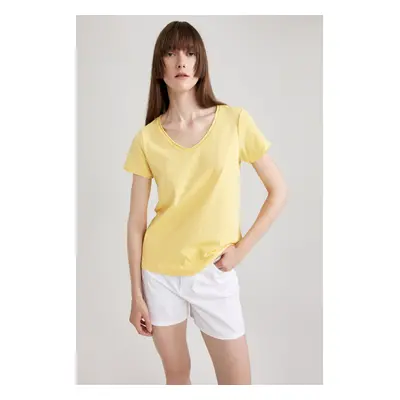 DEFACTO Regular Fit V Neck 100% Cotton Basic Short Sleeve T-Shirt