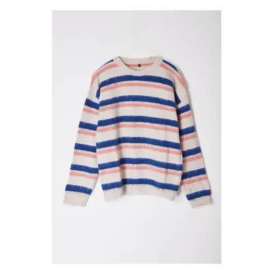 Trendyol Multicolored Oversize Crew Neck Striped Knitwear Sweater