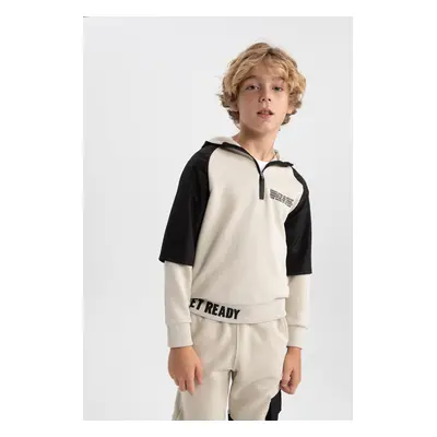 DEFACTO Boy's Oversize Fit Hooded Sweatshirt