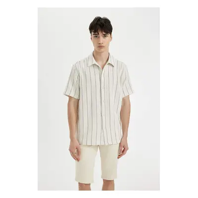 DEFACTO Regular Fit Striped Cotton Short Sleeve Shirt