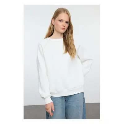 Trendyol Ecru Karioca Stitched Relaxed Pattern Basic Raglan Sleeve Crew Neck Knitted Sweatshirt