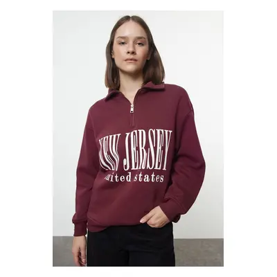 Trendyol Claret Red Oversize Thick Fleece Slogan Printed Zippered Knitted Sweatshirt