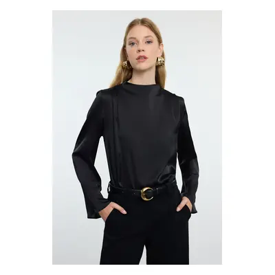 Trendyol Black Satin Crew Neck Woven Blouse