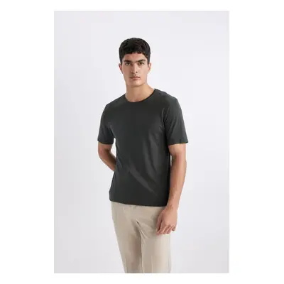 DEFACTO Slim Fit Crew Neck Short Sleeve T-Shirt