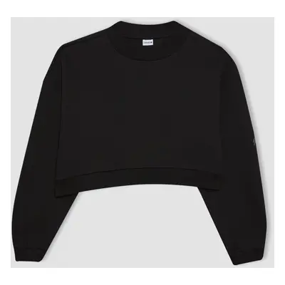 DEFACTO Fit Crop Crew Neck Thick Sweatshirt