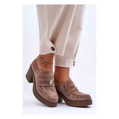 Women's Zamsz shoes on the column of beige Dunadia