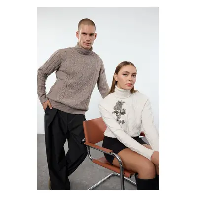 Trendyol Ecru Couple Soft Texture Embroidered Knit Sweater