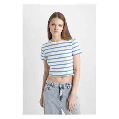 DEFACTO Cool Fitted Patterned Striped Short Sleeve T-Shirt