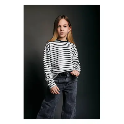 DEFACTO Girl's Loose Fit Striped Crew Neck Sweatshirt