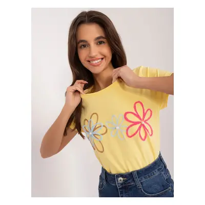 Yellow T-shirt with floral appliqué BASIC FEEL GOOD