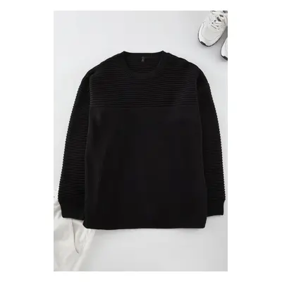 Trendyol Black Oversize Crew Neck Textured Knitwear Plus Size Sweater