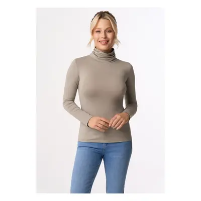 Babell Woman's Turtleneck Beverly