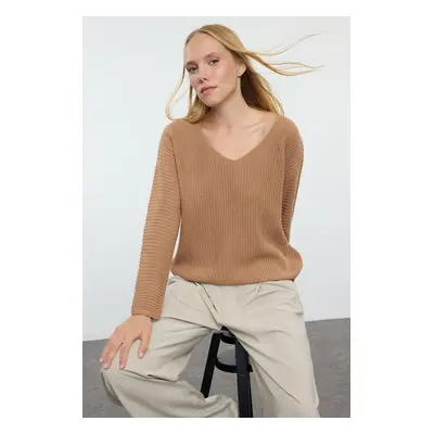 Trendyol Camel Wide Pattern Basic Knitwear Sweater