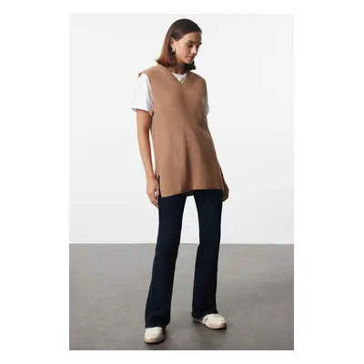 Trendyol Camel Basic V-Neck Knitwear Sweater