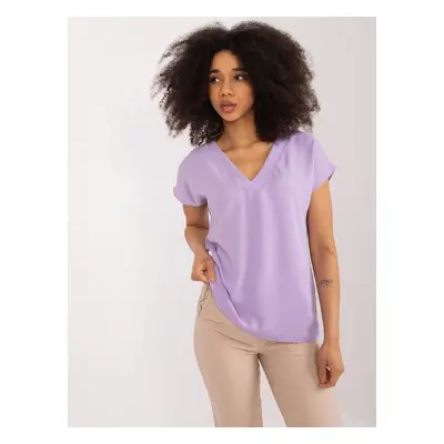 Purple blouse with a neckline BASIC FEEL GOOD