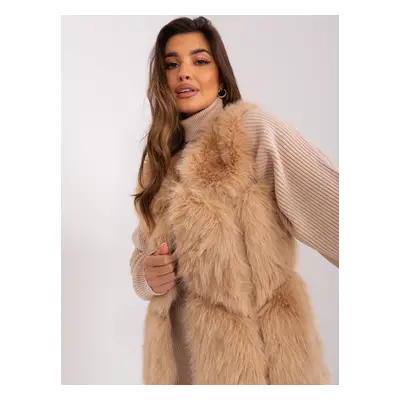 Women's vest made of camel fur