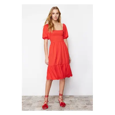 Trendyol Vivid Red Gipel Waist Opening Square Collar Balloon Sleeve Midi Crepe Knit Dress