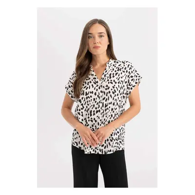 DEFACTO DFC - Regular Fit Crew Neck Patterned Short Sleeve Shirt