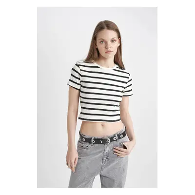 DEFACTO Cool Fitted Patterned Striped Short Sleeve T-Shirt