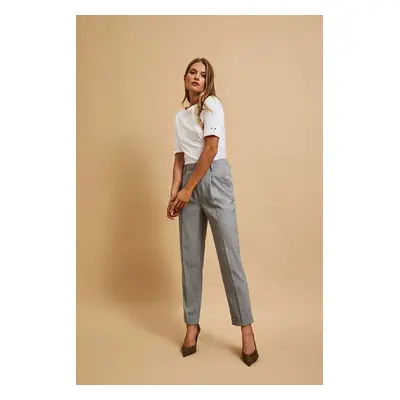 Cropped suit trousers