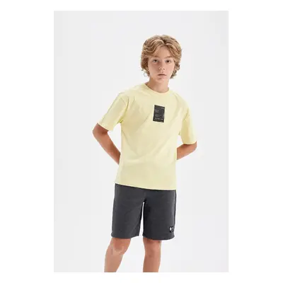 DEFACTO Boy's Oversize Fit Crew Neck Printed Short Sleeve T-Shirt